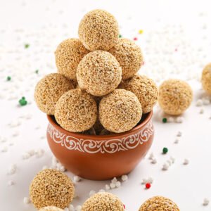 Rajgira laddoo made with puffed amaranth